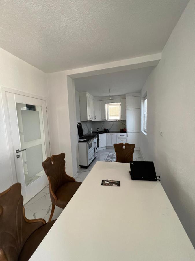 Duca Apartmani Plav Eksteriør bilde